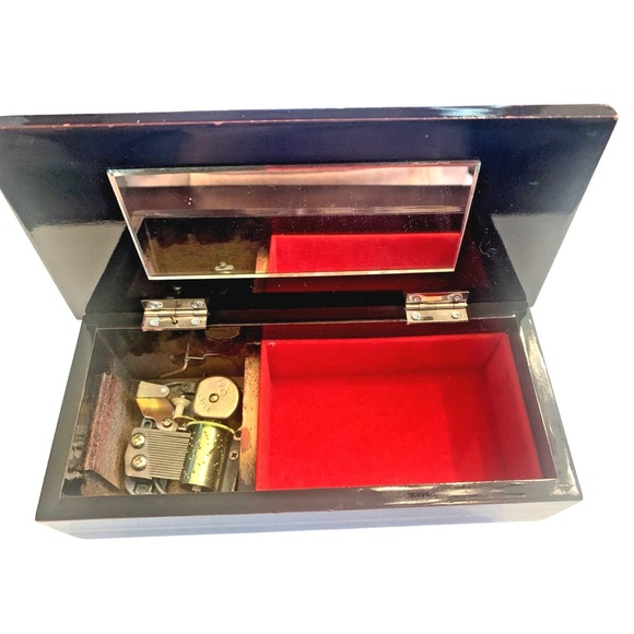 Yutaka Lacquerware Floral Metal Relief Music Jewelry Box Japan #2002 Black Gold - Picture 5 of 7